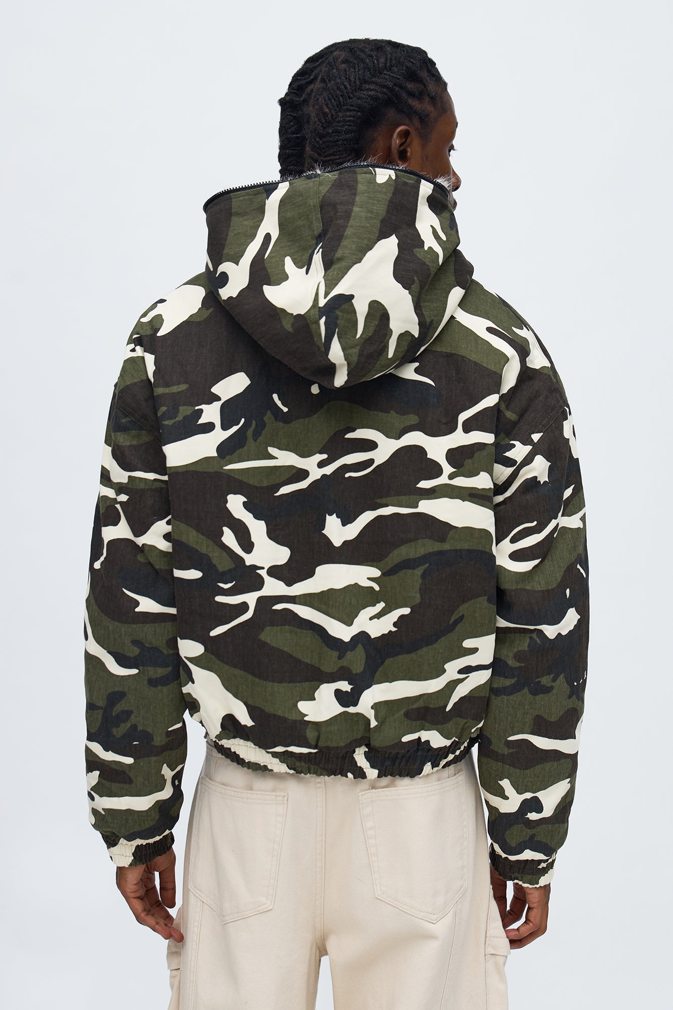 Hooded Rebellion Camo Bomber Jacket · vista 4