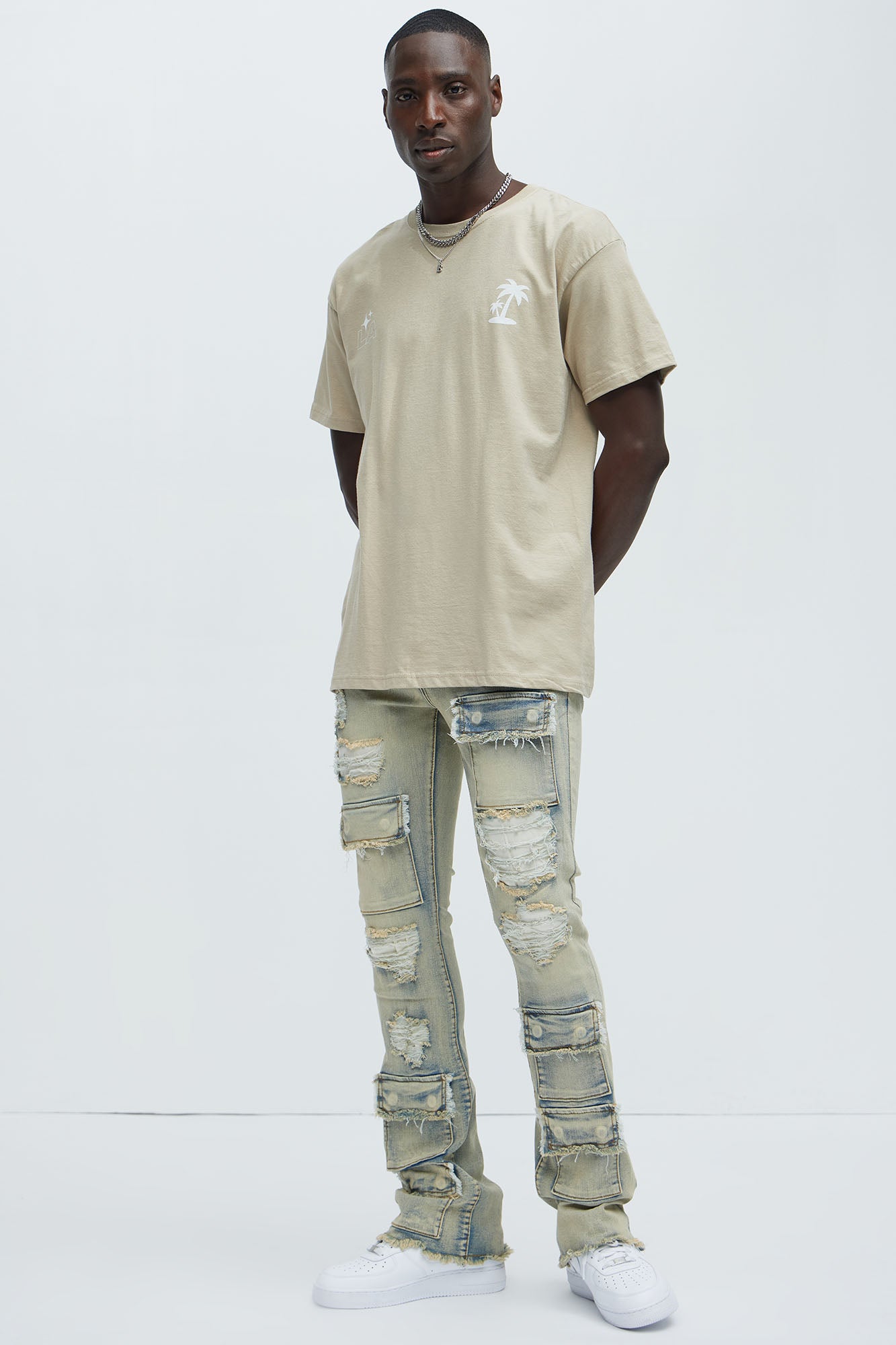 Get Started Cargo Stacked Skinny Flare Jeans · vista 2