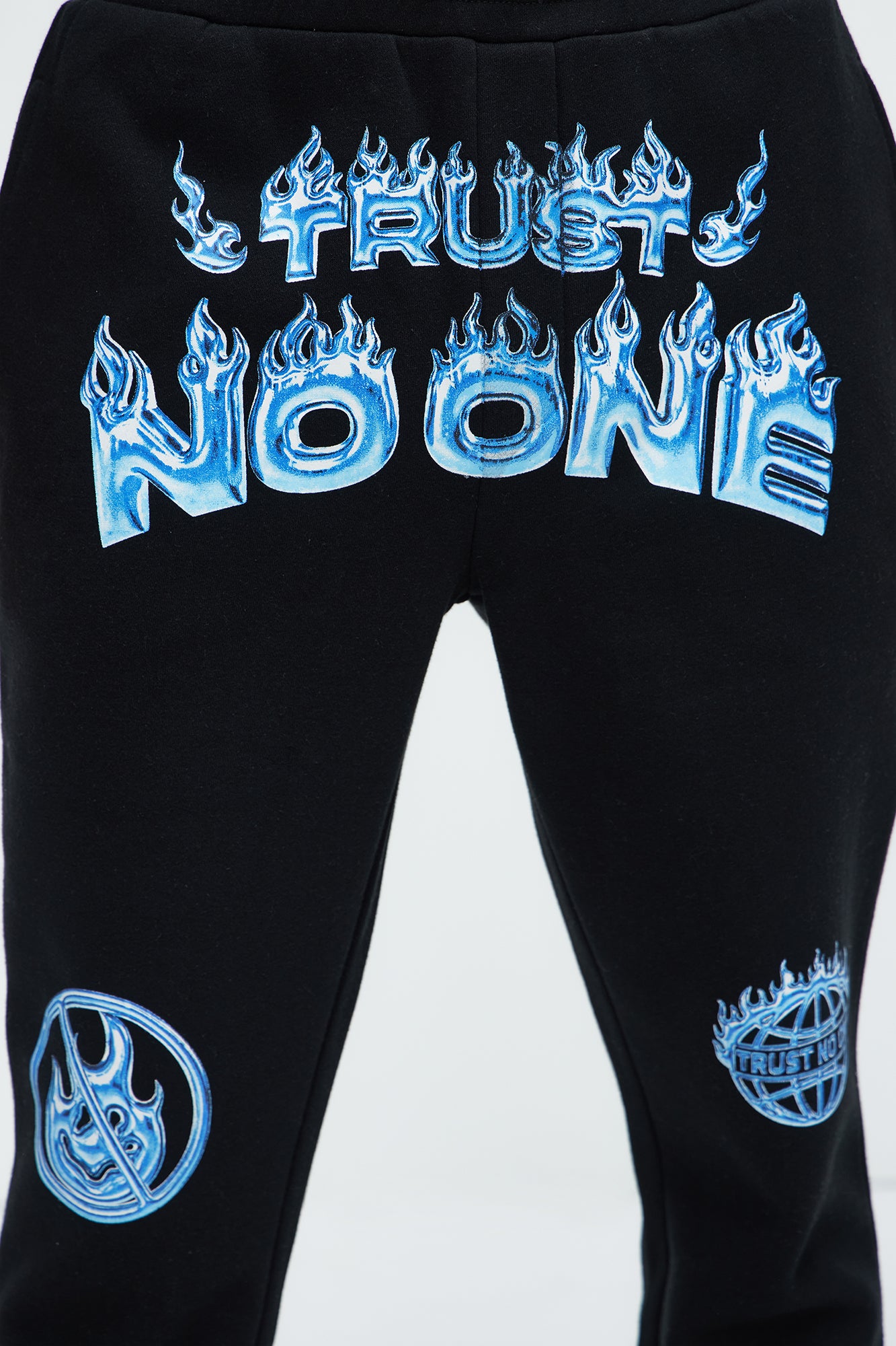 Tyson Trust No One Skinny Sweatpants · vista 4