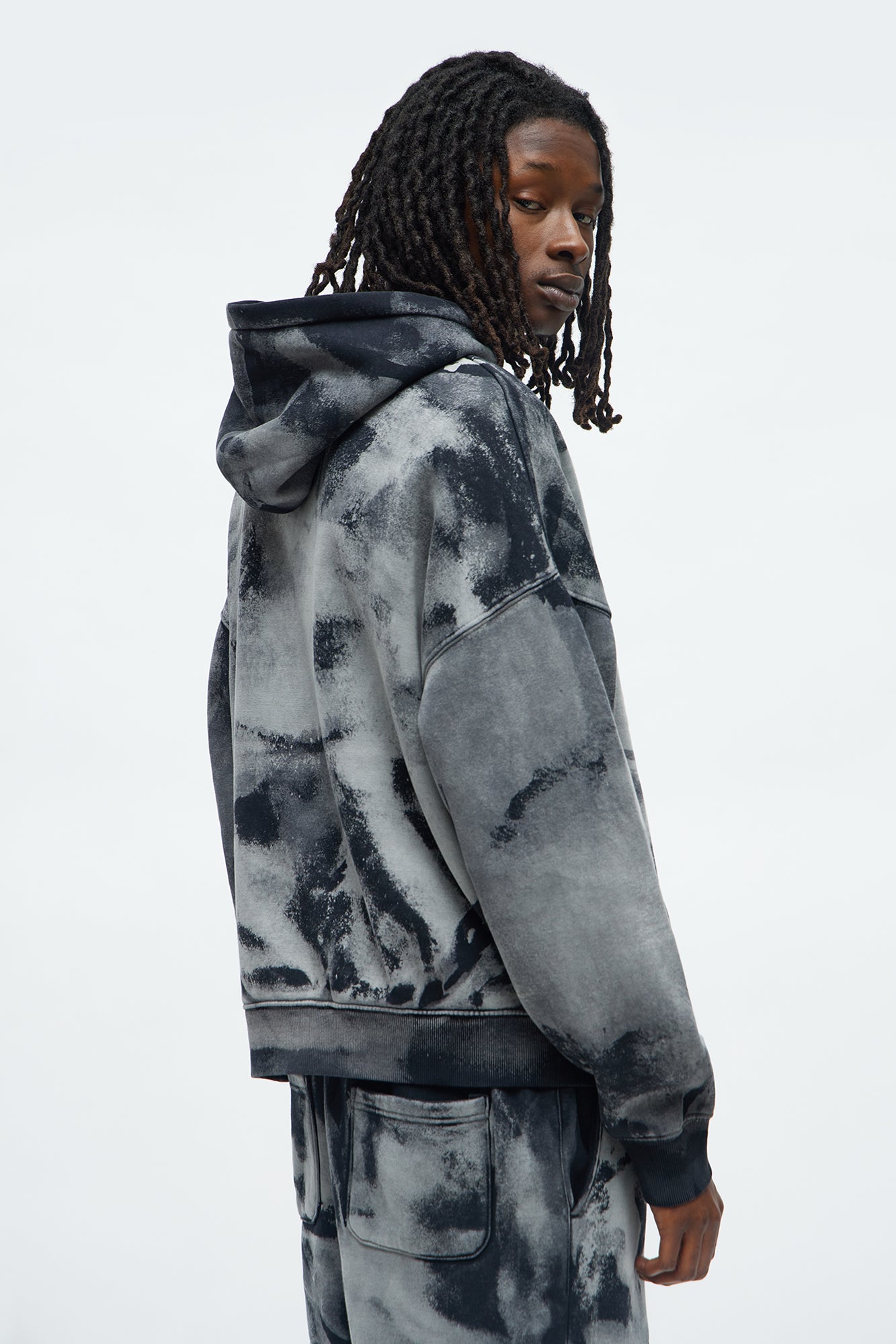Tyson Oversized Heavyweight Hoodie Black Wash · vista 4