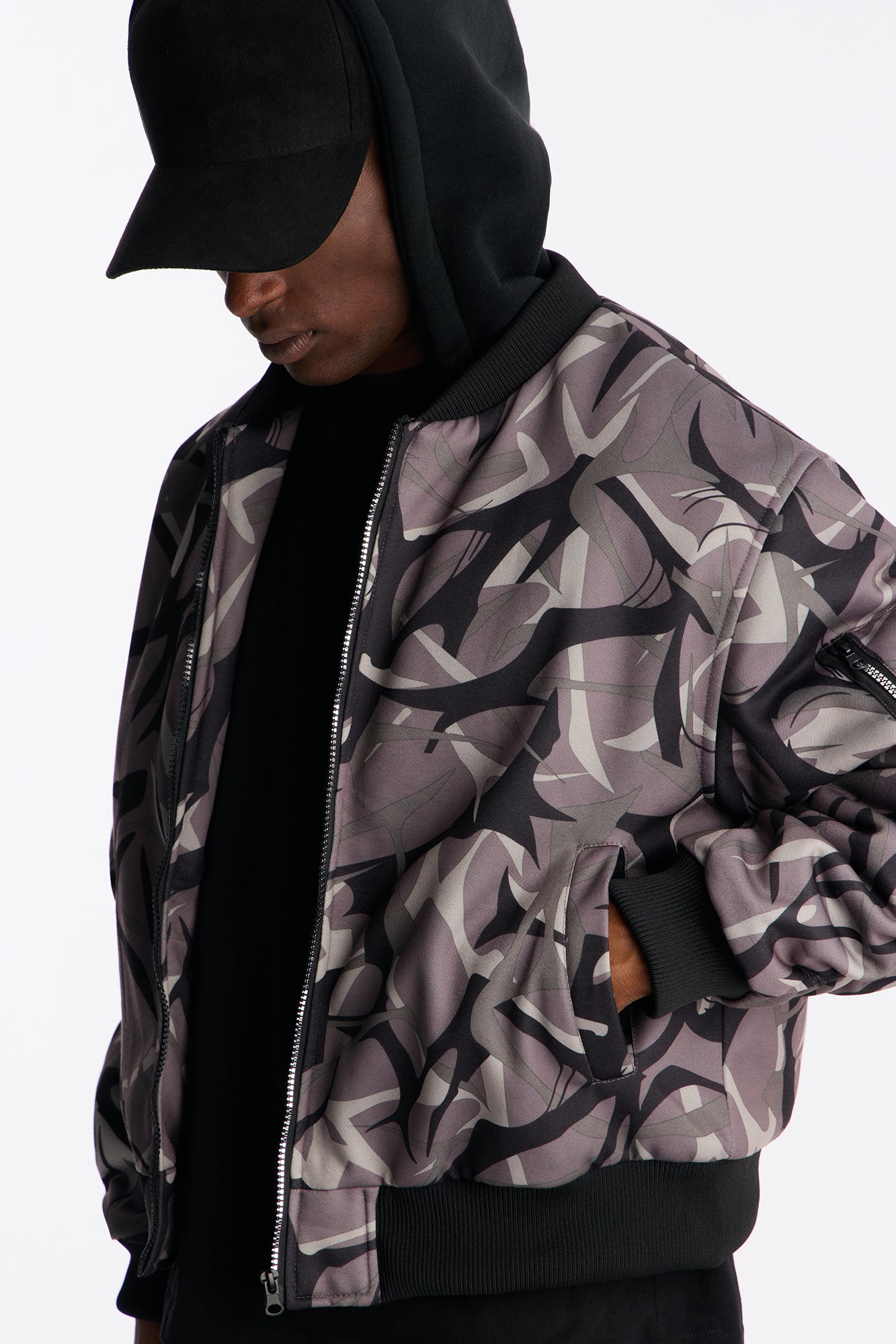 In The Cut Camo Zip Up Hoodie · vista 3